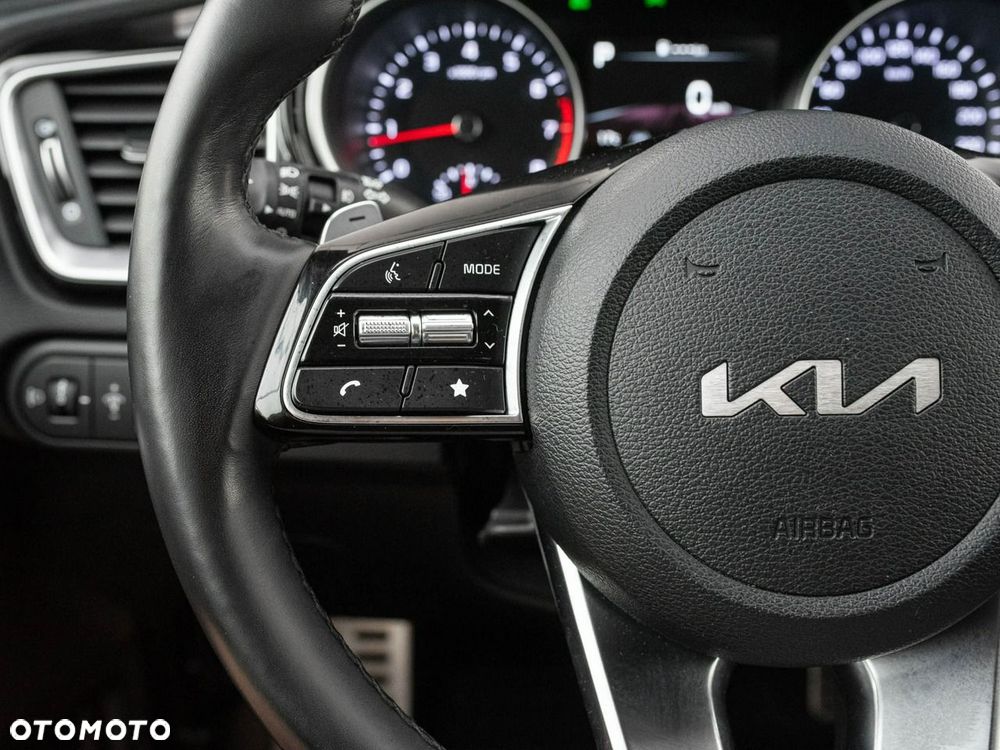 Kia Ceed 1.5 T-GDI Business Line DCT - 14