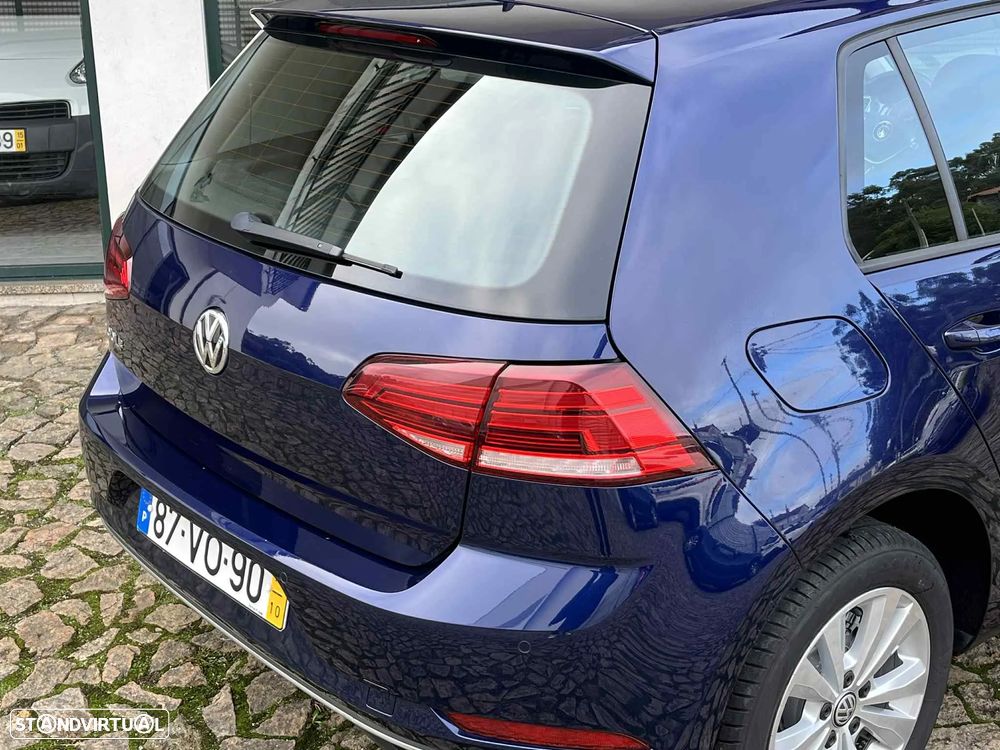 VW Golf 1.6 TDI Confortline - 8