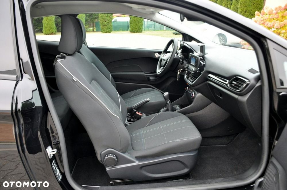 Ford Fiesta - 17