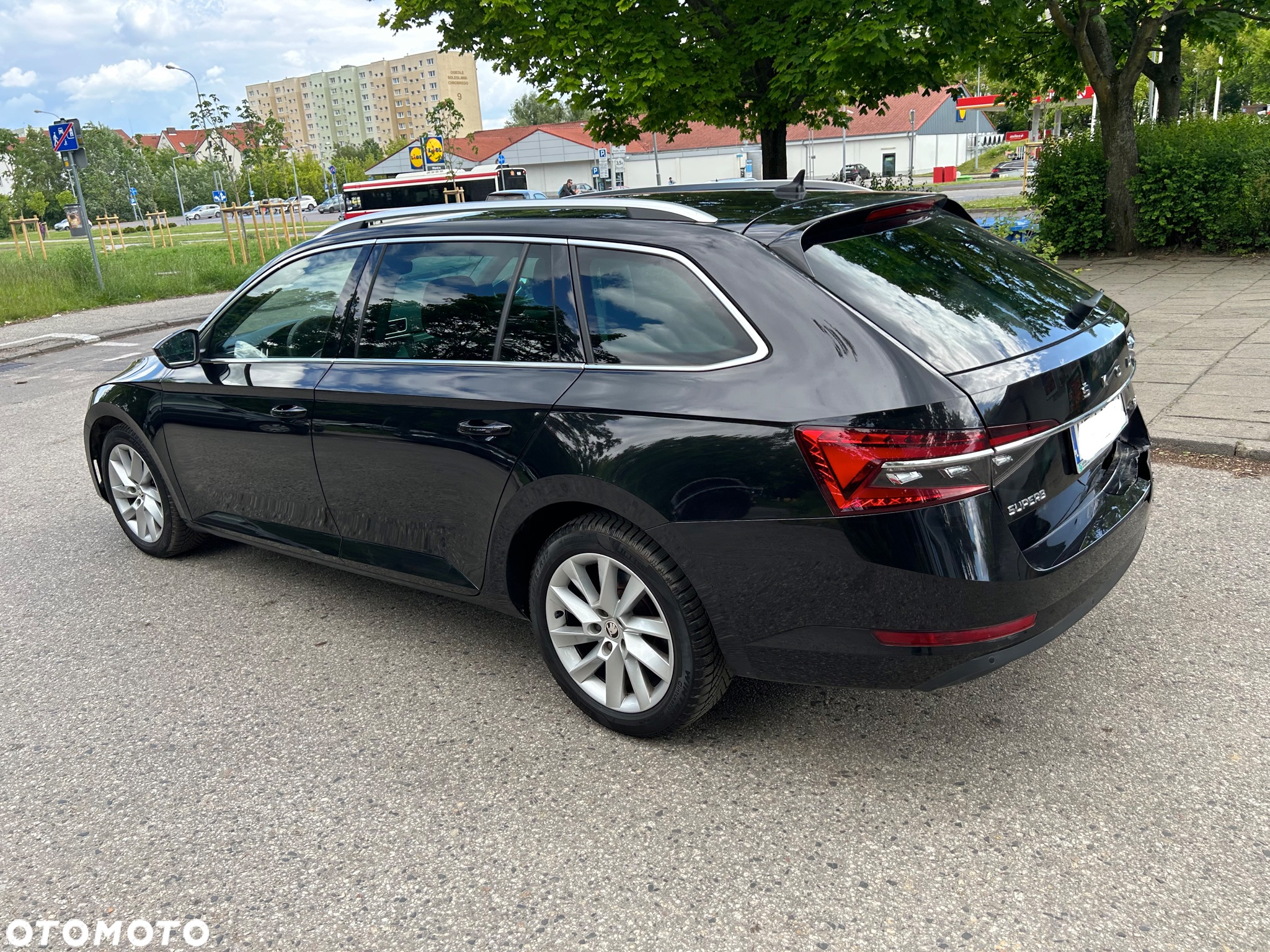 Skoda Superb 2.0 TDI SCR 4x4 Style DSG - 3