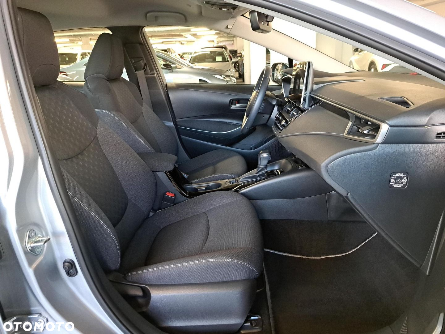 Toyota Corolla 1.8 Hybrid Comfort - 15