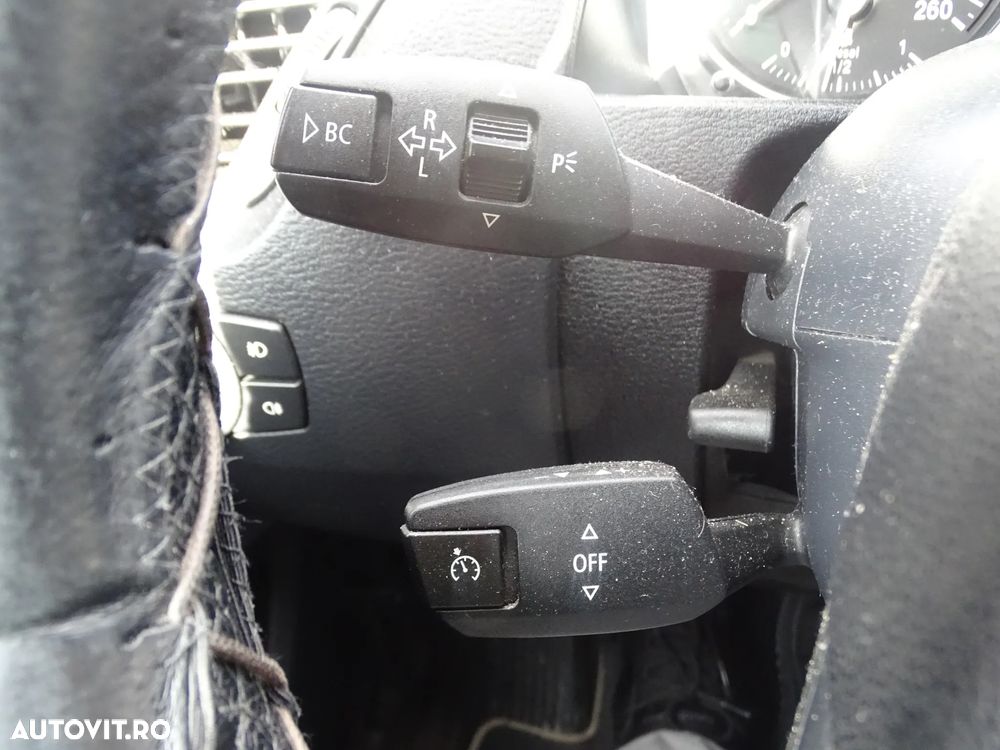 BMW X1 xDrive20d - 27