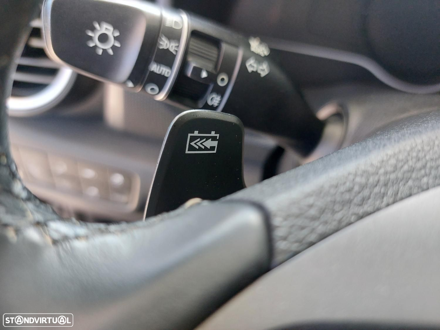 Hyundai Kauai EV 64 kWh Premium - 23