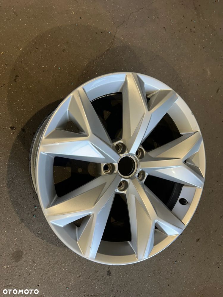 Felga 1szt Volkswagen Atlas 5x112 18 8J 3QF601025A - 2