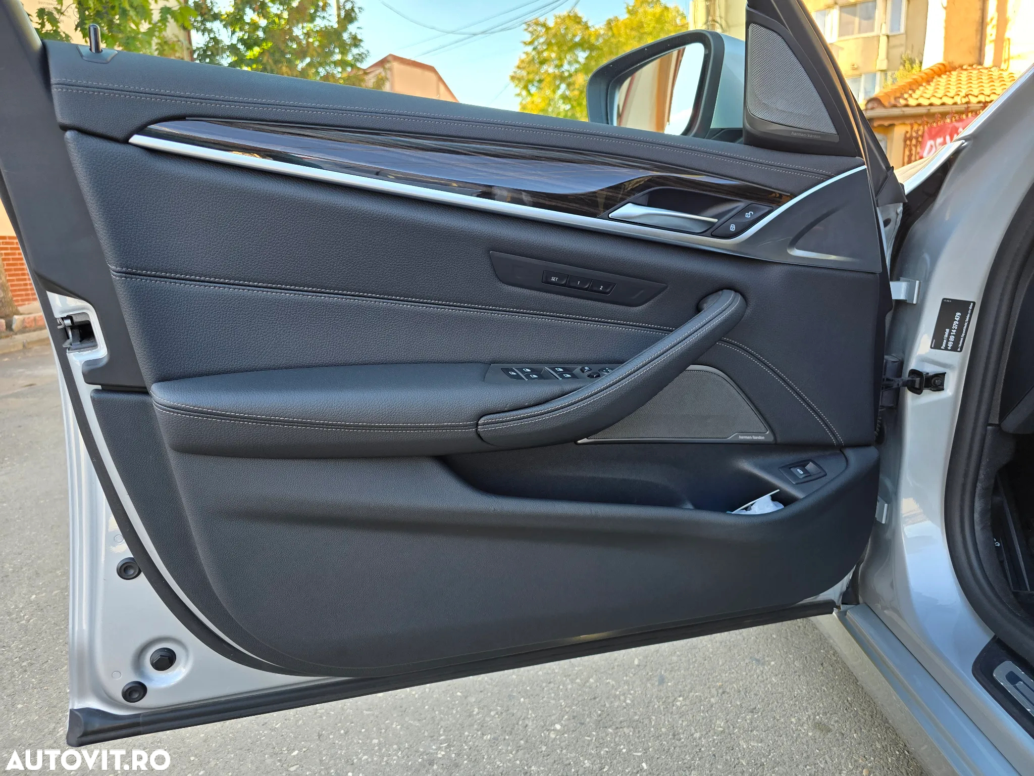 BMW Seria 5 530d xDrive Touring Aut. Luxury Line - 29