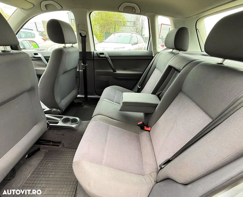 Volkswagen Polo - 18