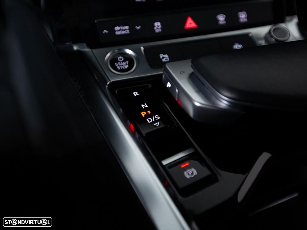 Audi e-tron 55 quattro S line - 23