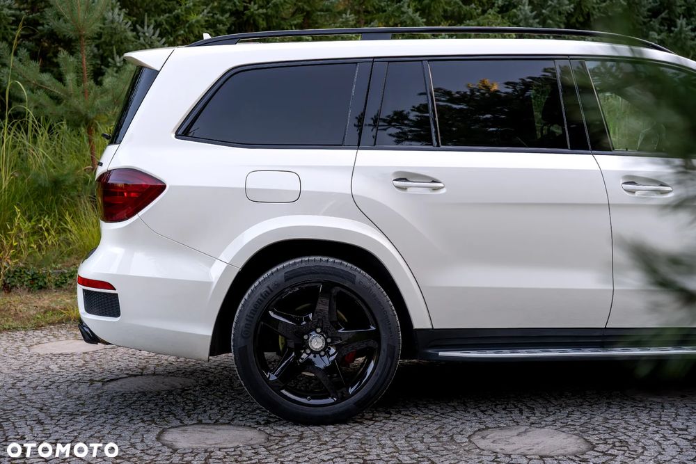 Mercedes-Benz GL 63 AMG 4Matic AMG Speedshift Plus 7G-TRONIC - 9