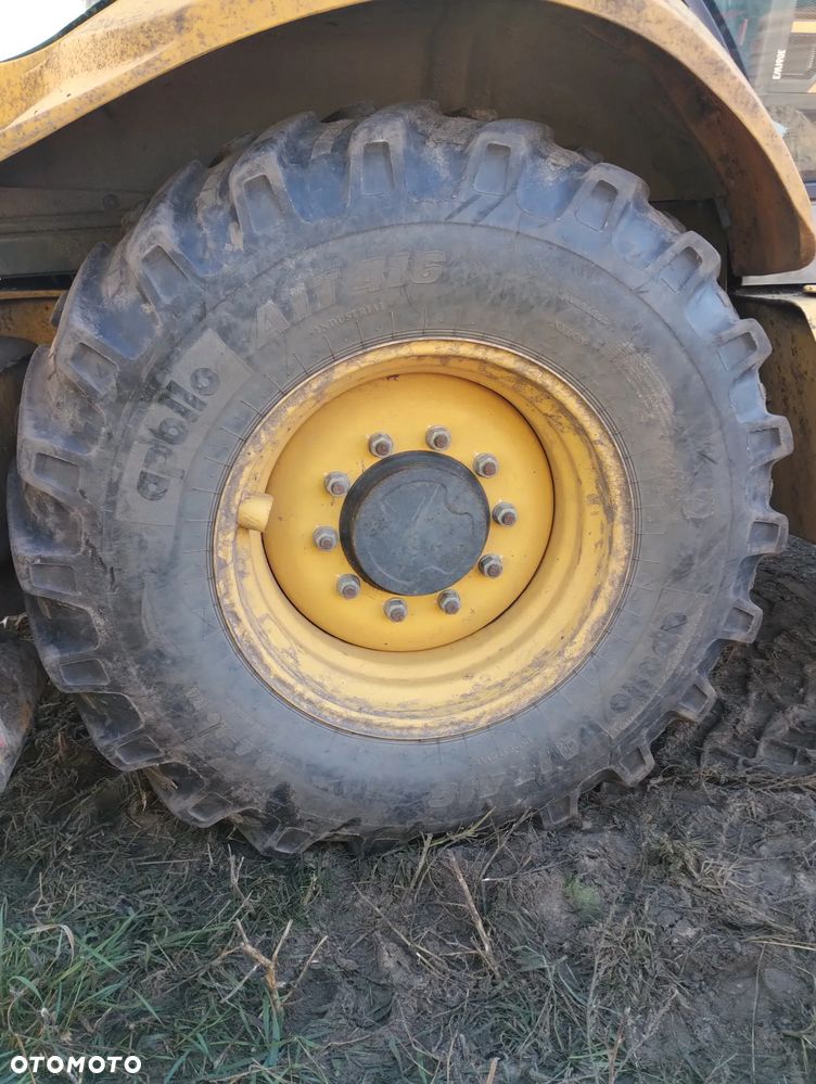 New Holland B100C - 7