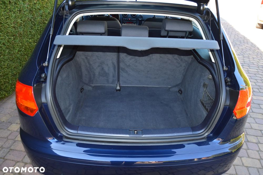 Audi A3 Sportback 1.6 Ambition - 31