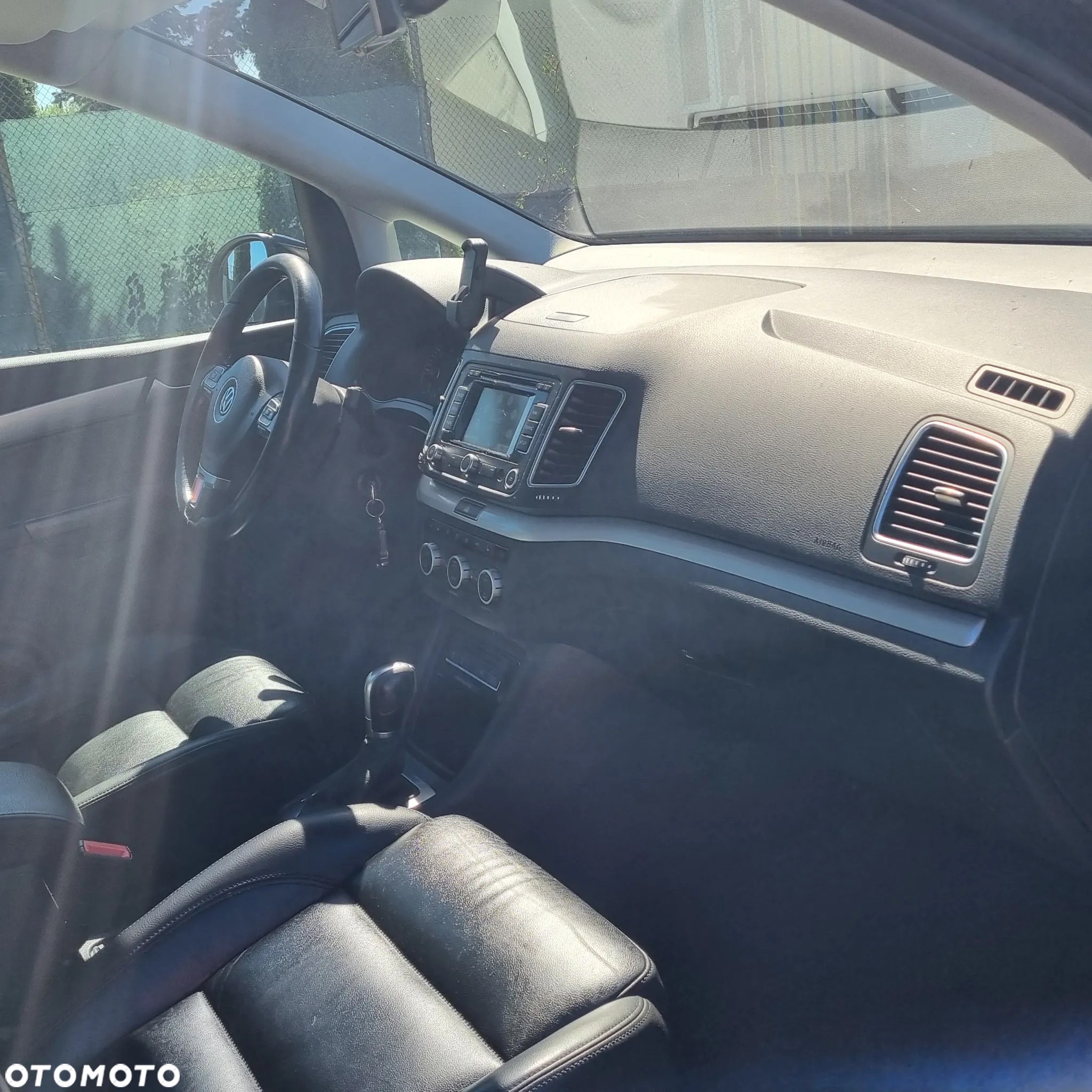 Volkswagen Sharan 2.0 TDI Comfortline DSG - 10