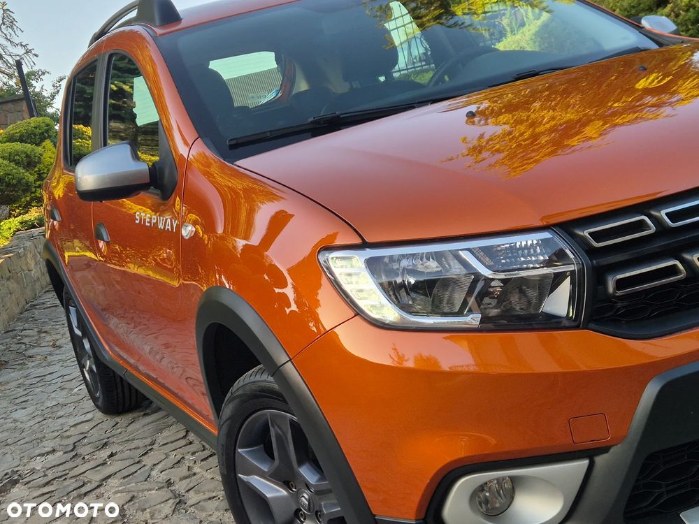 Dacia Sandero TCe 90 Celebration - 13