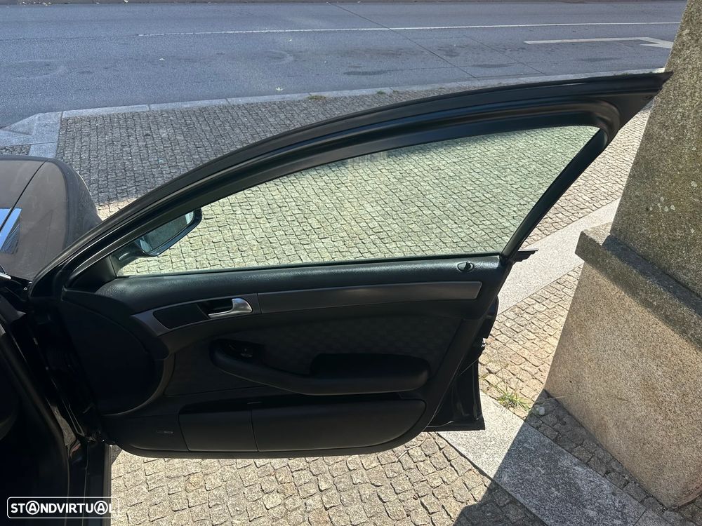 Audi A6 Avant 2.5 TDI V6 - 21