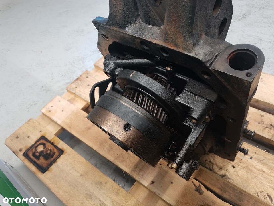 New Holland T7. .... {Obudowa WOM 84303022} - 3