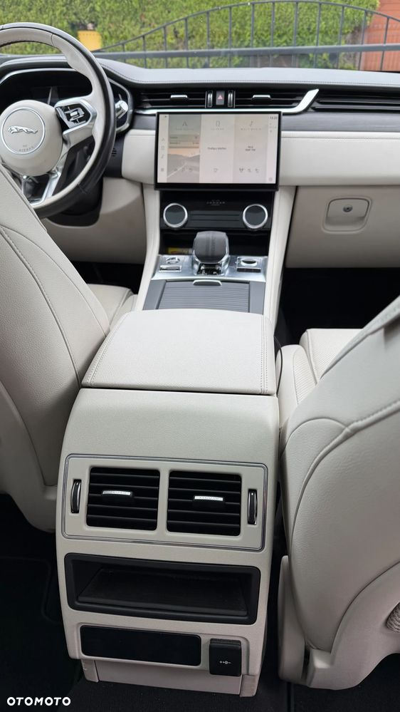 Jaguar F-Pace - 2