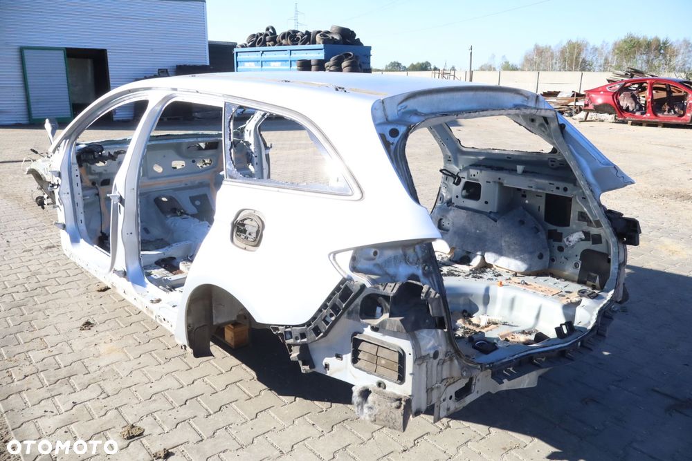 BŁOTNIK ĆWIARTKA PRAWY TYŁ FORD MONDEO V MK5 DD - 8