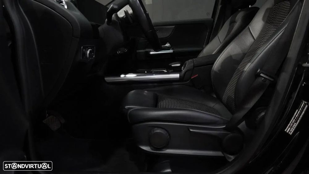 Mercedes-Benz GLA 200 d 8G-DCT Progressive Advanced - 12