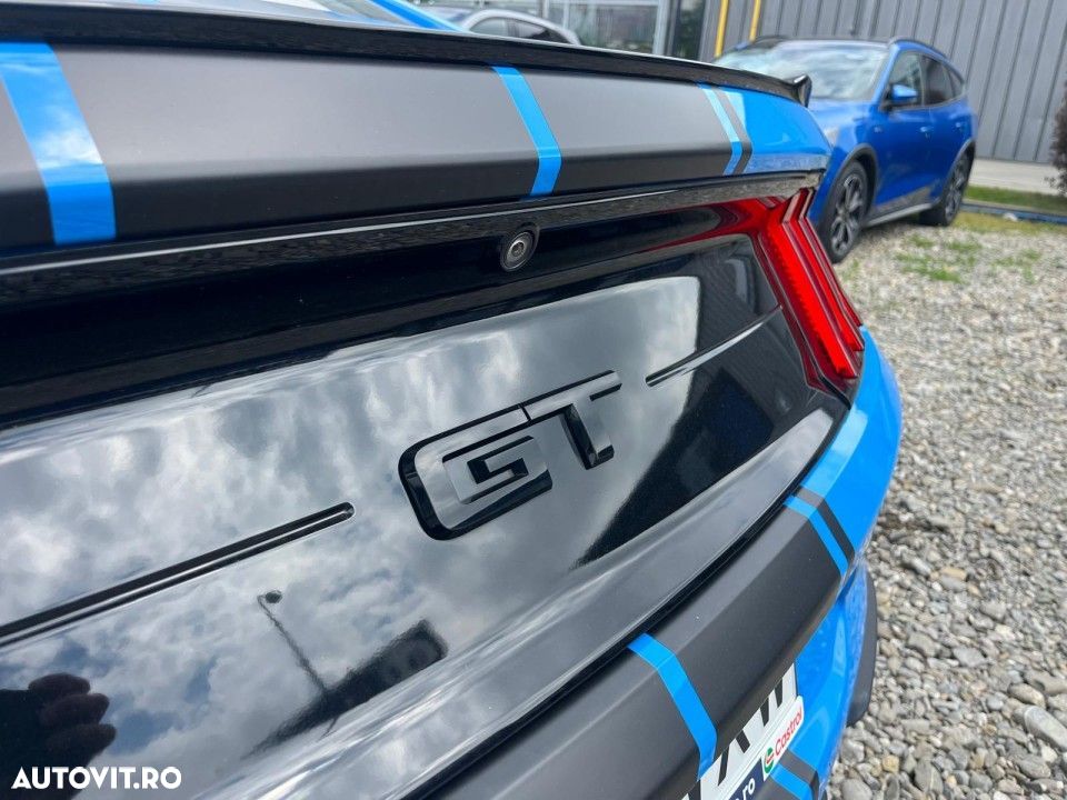 Ford Mustang - 16