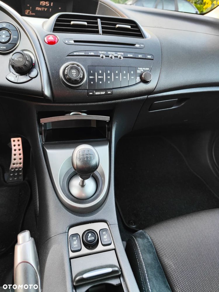 Honda Civic 1.4 i-VTEC Type S - 21