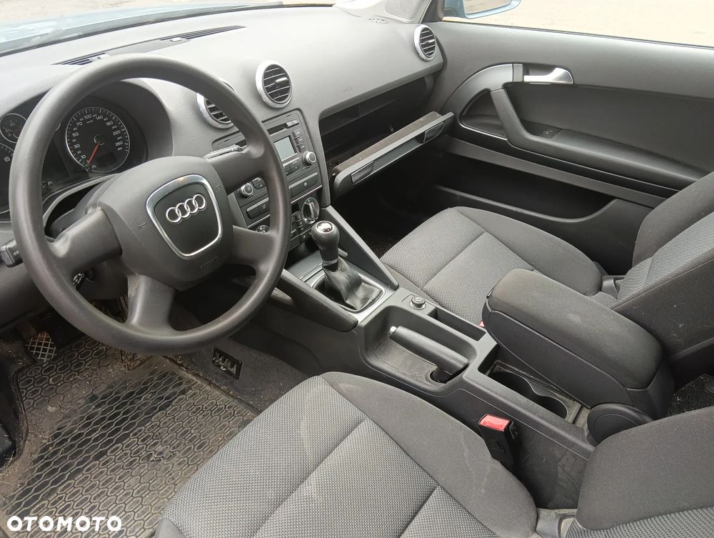 *AUDI A3 8P* Samochód na części - 4