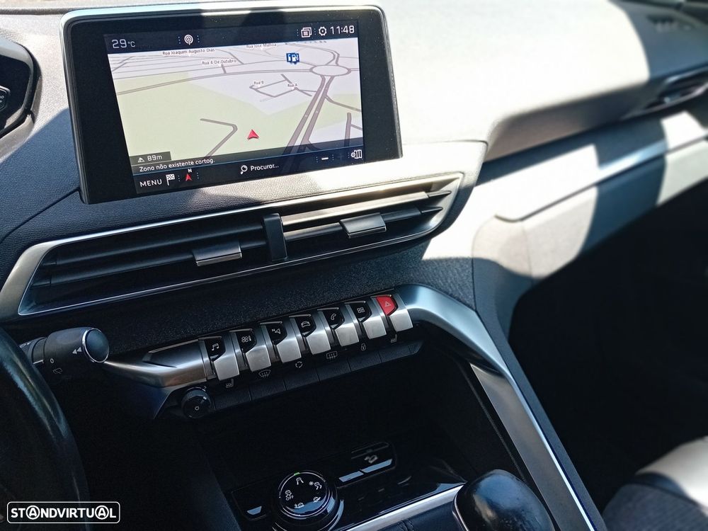 Peugeot 5008 1.2 PureTech Allure - 19