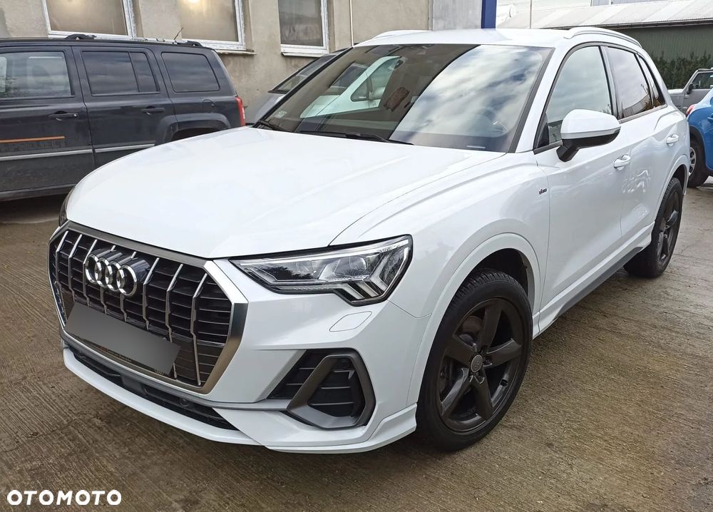 Audi Q3 40 TFSI Quattro S-Line S tronic - 1