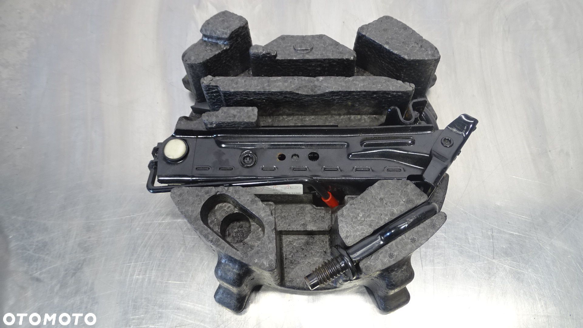 ZESTAW NARZĘDZIOWY FORD FUSION 1.4TDCI LIFT 6M51-17009-BB - 1