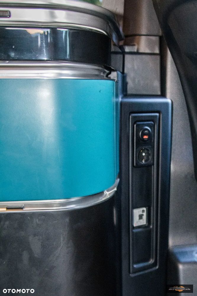 Mercedes-Benz Klasa V 300 d 4-Matic 9G-Tronic - 34