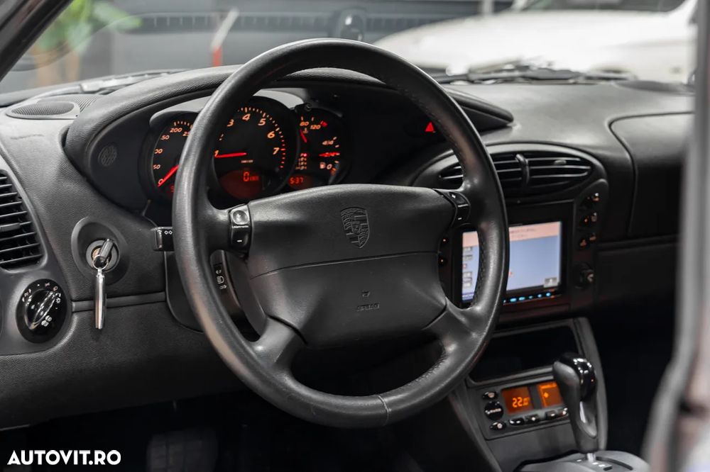 Porsche Boxster - 8