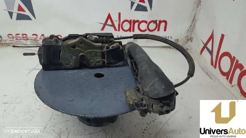FECHADURA PORTA TRASEIRA DIREITA FIAT STILO (192) 1.9 JTD CAT - 9