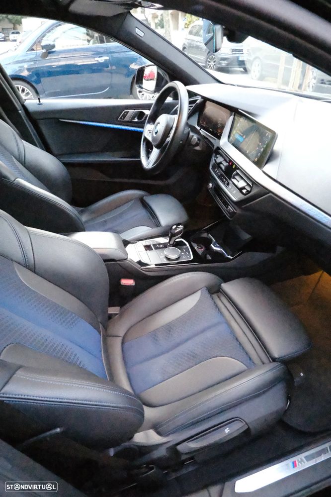 BMW 116 d Pack Desportivo M Auto - 25
