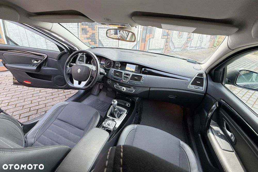 Renault Laguna 2.0 dCi Bose Edition - 12