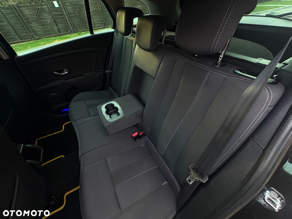 Renault Megane 1.6 16V 110 LIMITED - 16