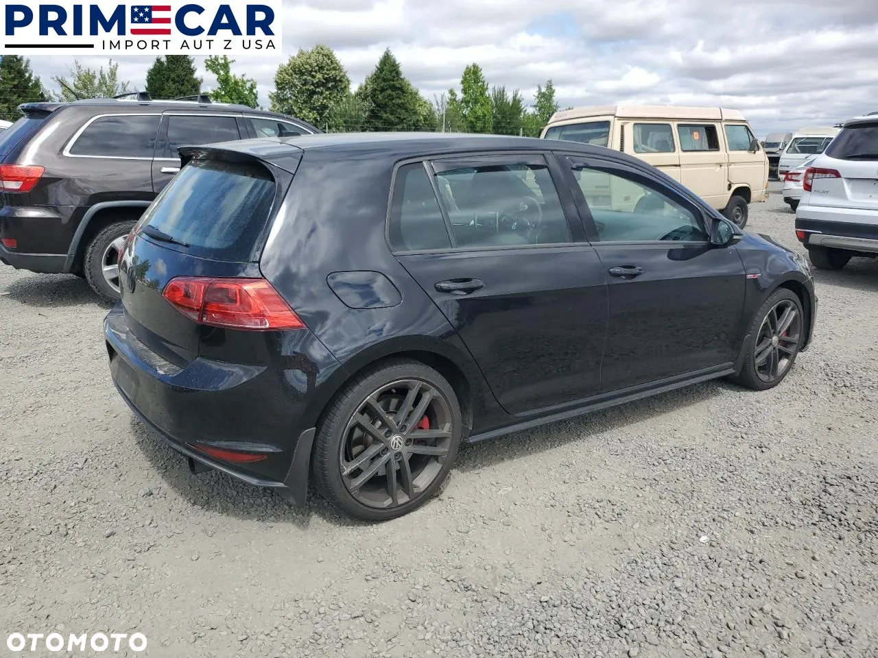 Volkswagen Golf - 3
