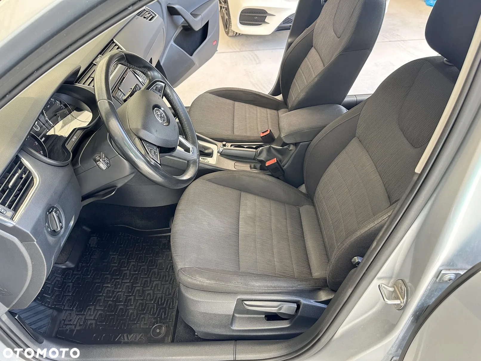 Skoda Octavia 1.8 TSI Ambition DSG EU6 - 7