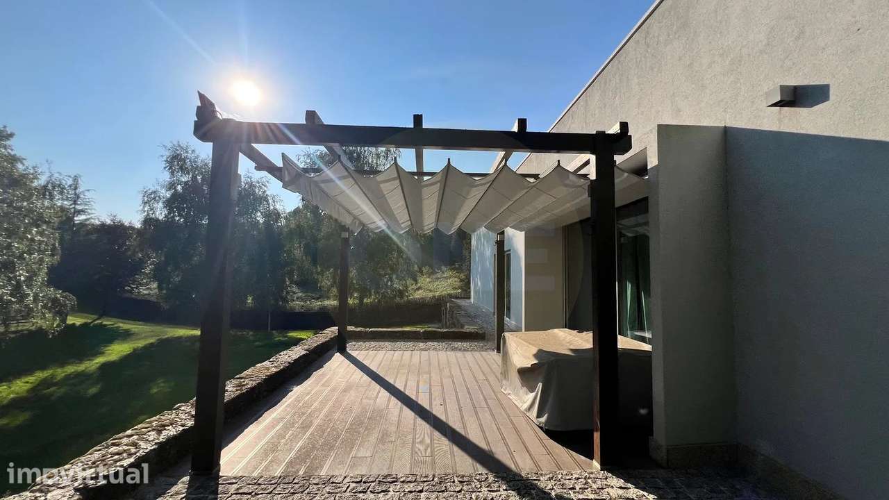 Moradia T3 no Gerês - Grande imagem: 4/28