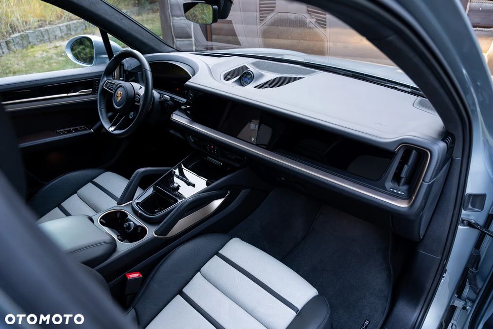Porsche Cayenne GTS Tiptronic S - 25