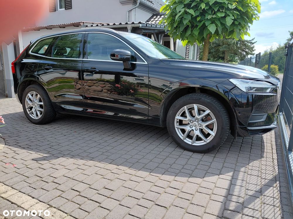 Volvo XC 60 D3 Momentum Pro - 3