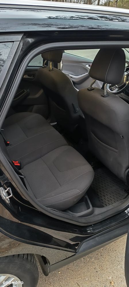 Ford Focus 1.6 TDCi DPF Titanium - 11