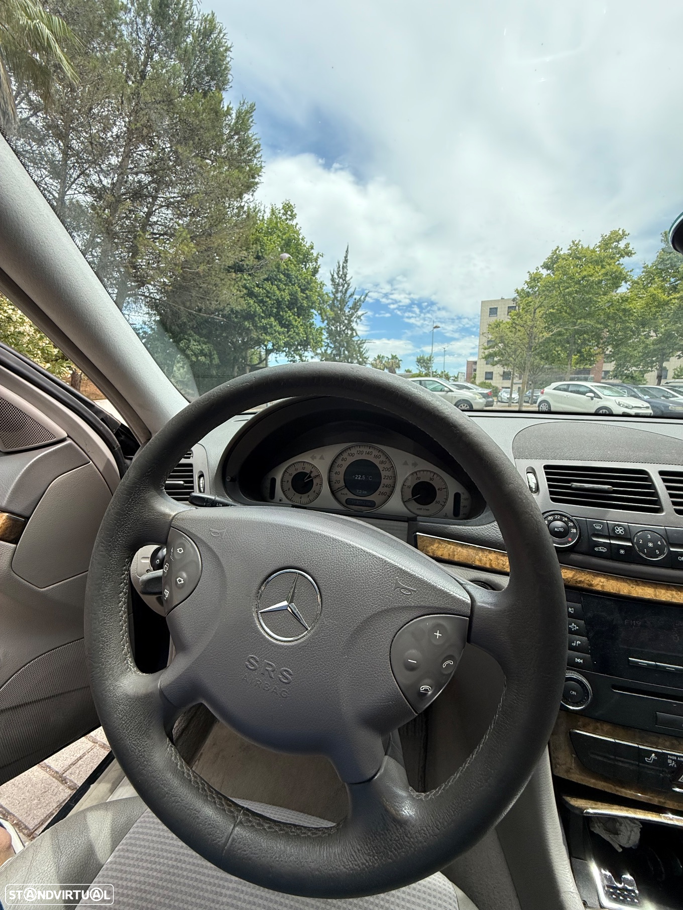 Mercedes-Benz E 220 CDi Avantgarde - 11