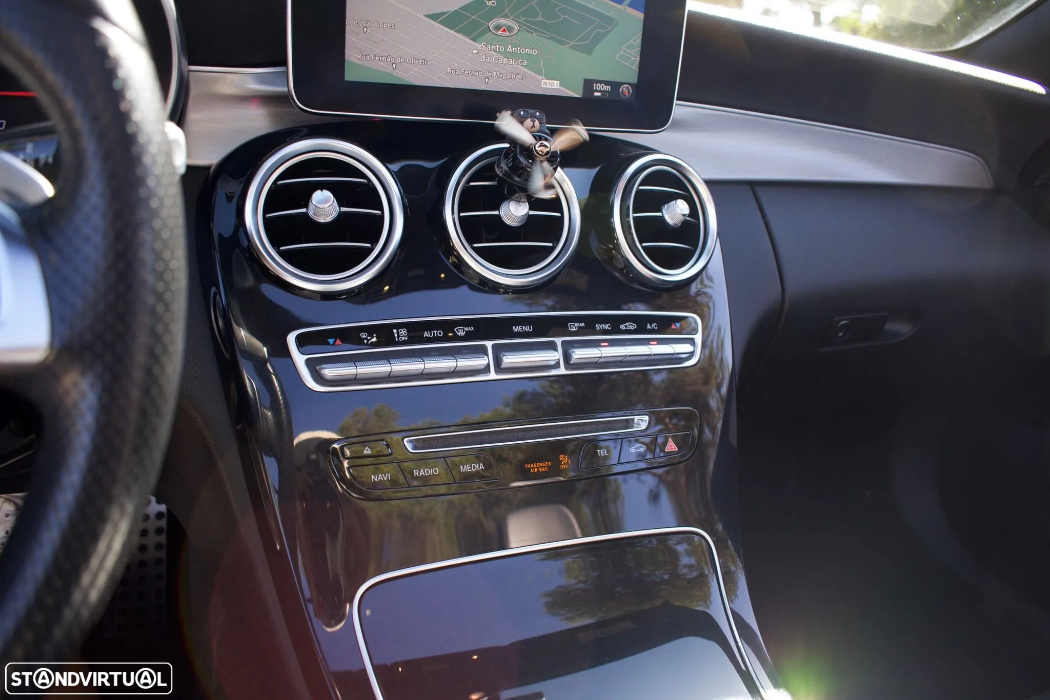 Mercedes-Benz 250 - 29