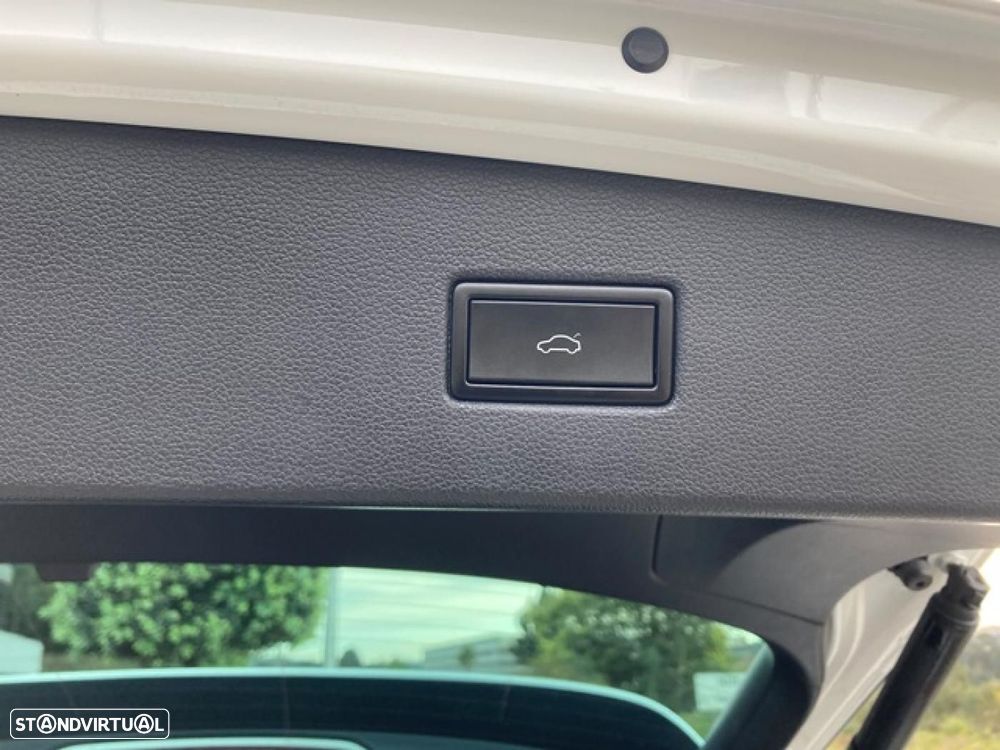 VW Tiguan 2.0 TDI R-Line DSG 4Motion - 30