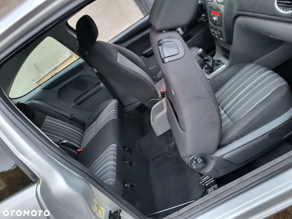Ford Focus - 9