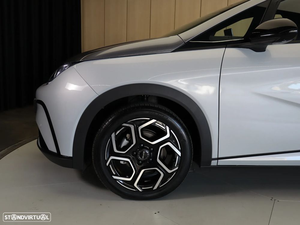 BYD Dolphin 60.4 kWh Design - 12