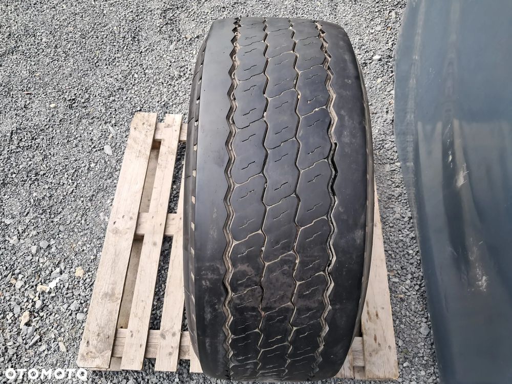 Opona Pirelli ST01 385/55r22,5(NR 43) - 1