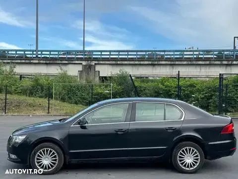 Skoda Superb 1.6 TDI GreenLine - 8