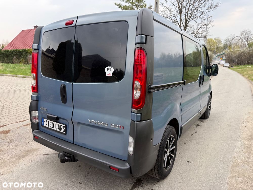 Opel Vivaro - 23