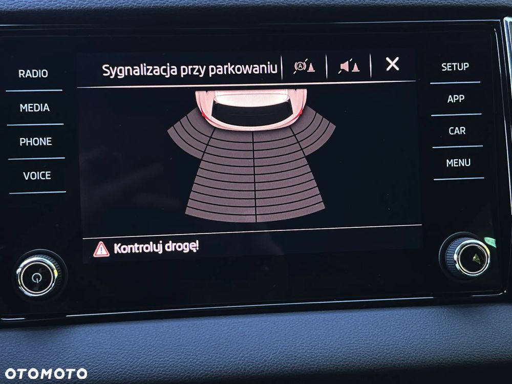 Skoda Karoq 1.5 TSI ACT 4x2 Sportline DSG - 35