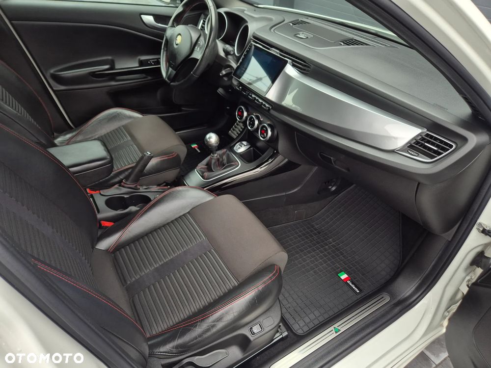 Alfa Romeo Giulietta 1.4 TB Distinctive - 18