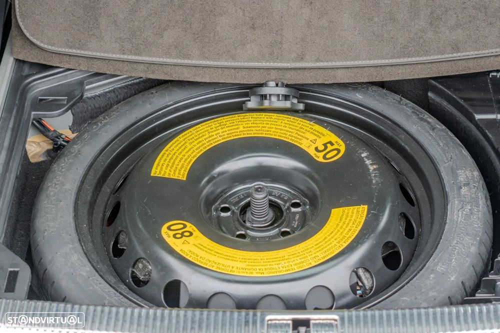 Audi A6 Avant 2.0 TDi Exclusive S tronic - 30